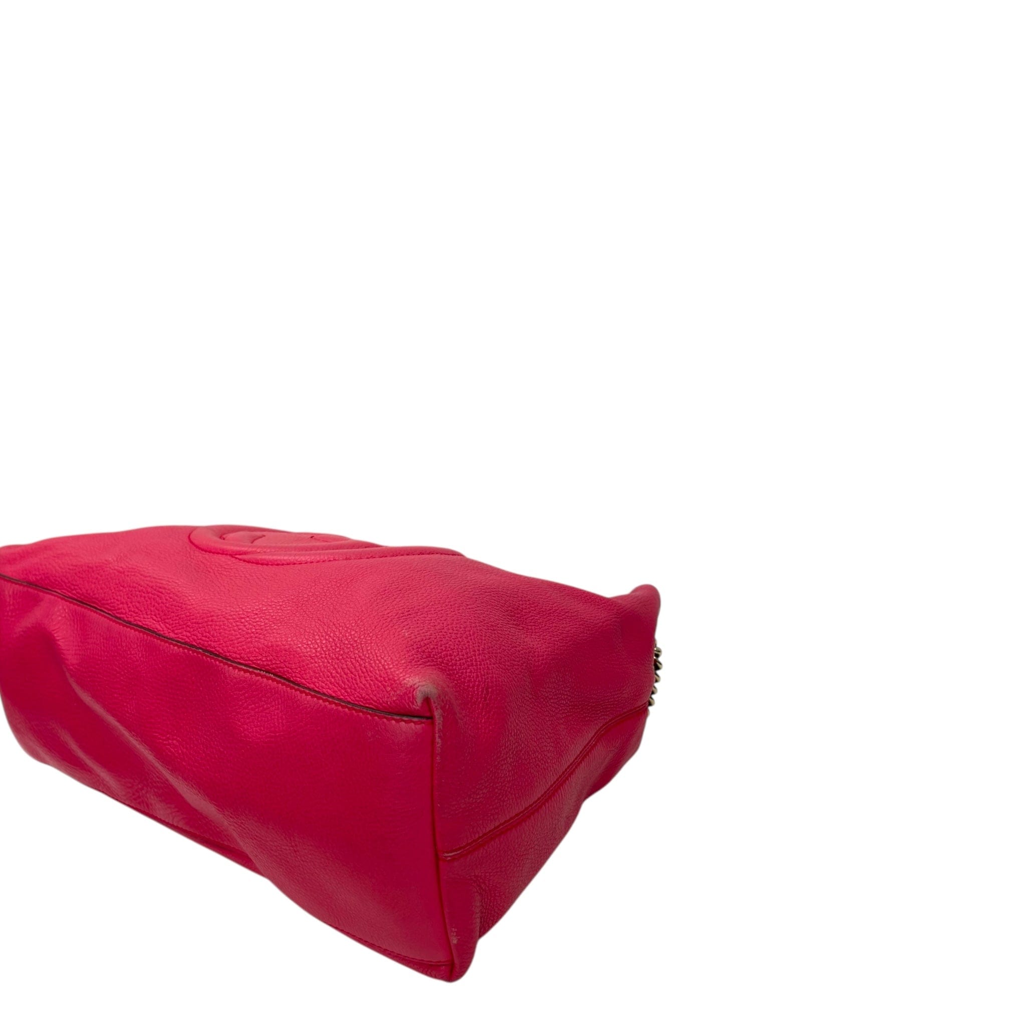 Gucci Medium Soho Chain Tote Fuchsia Pebbled Leather