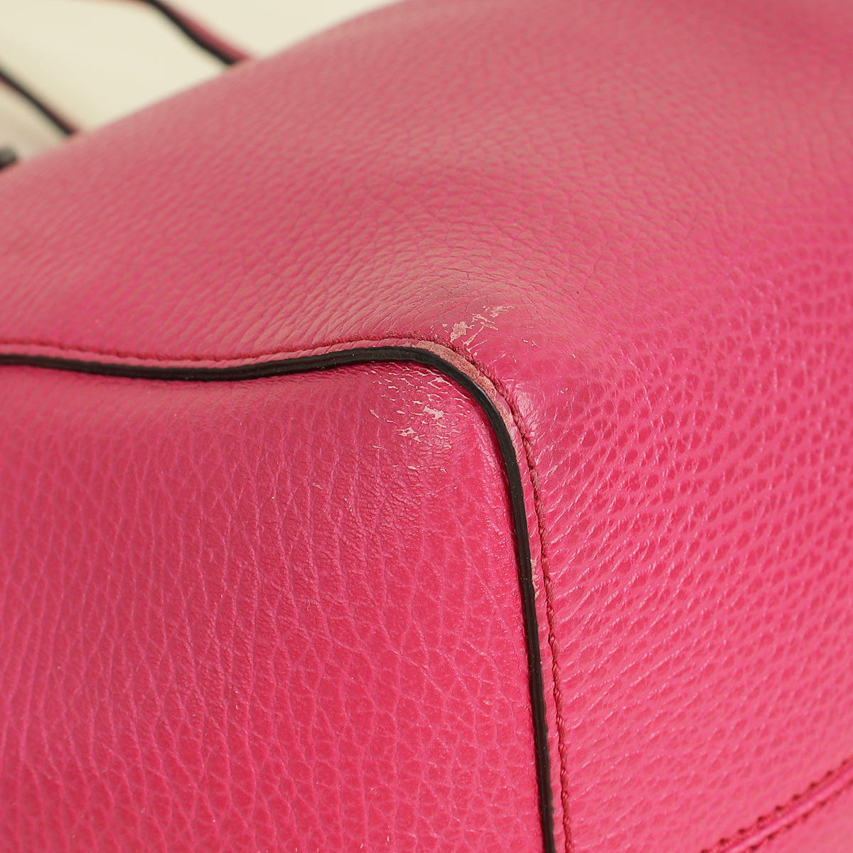 Gucci Fuchsia Swing Tote Bag
