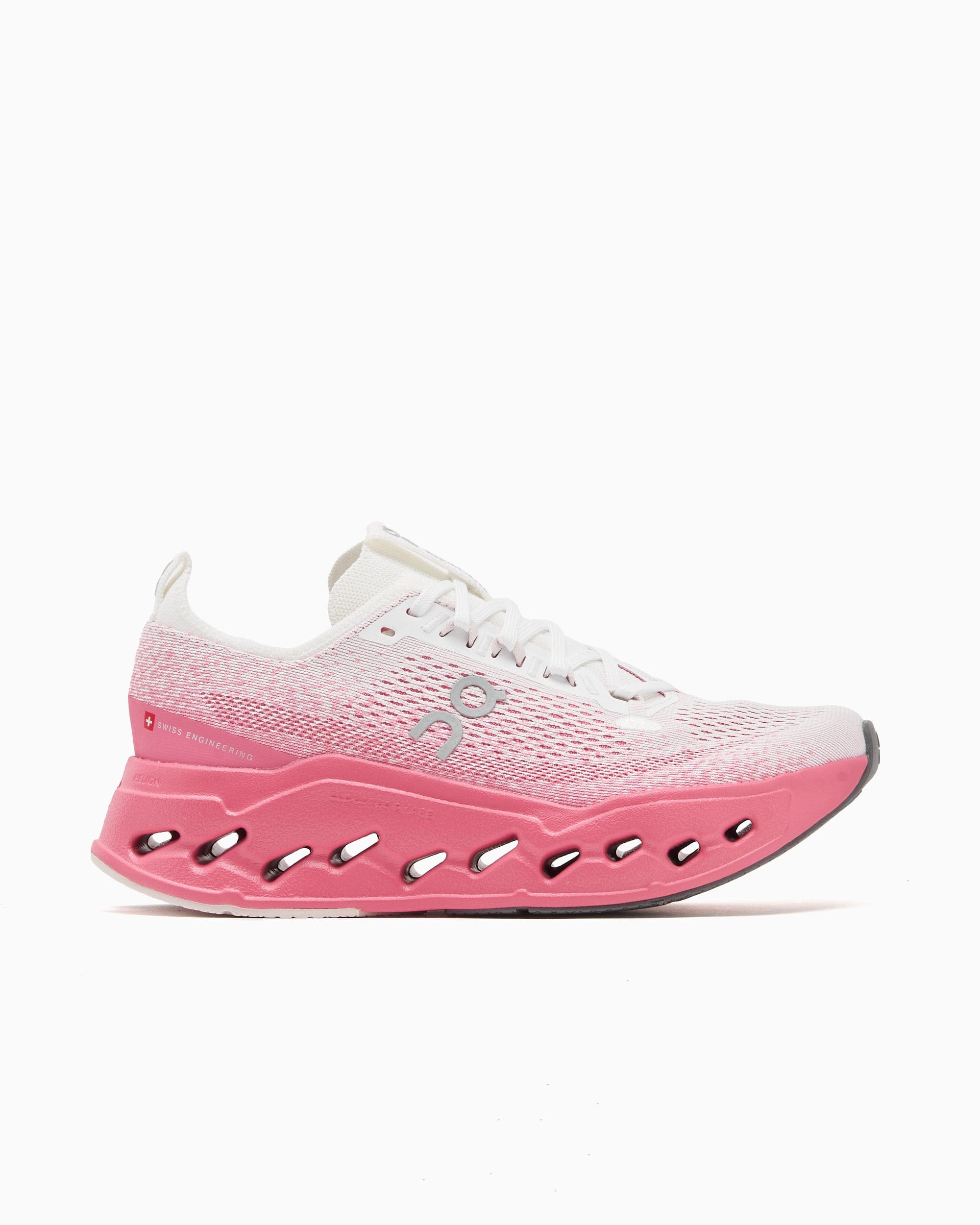 On Running On Women's Cloudsurfer Max