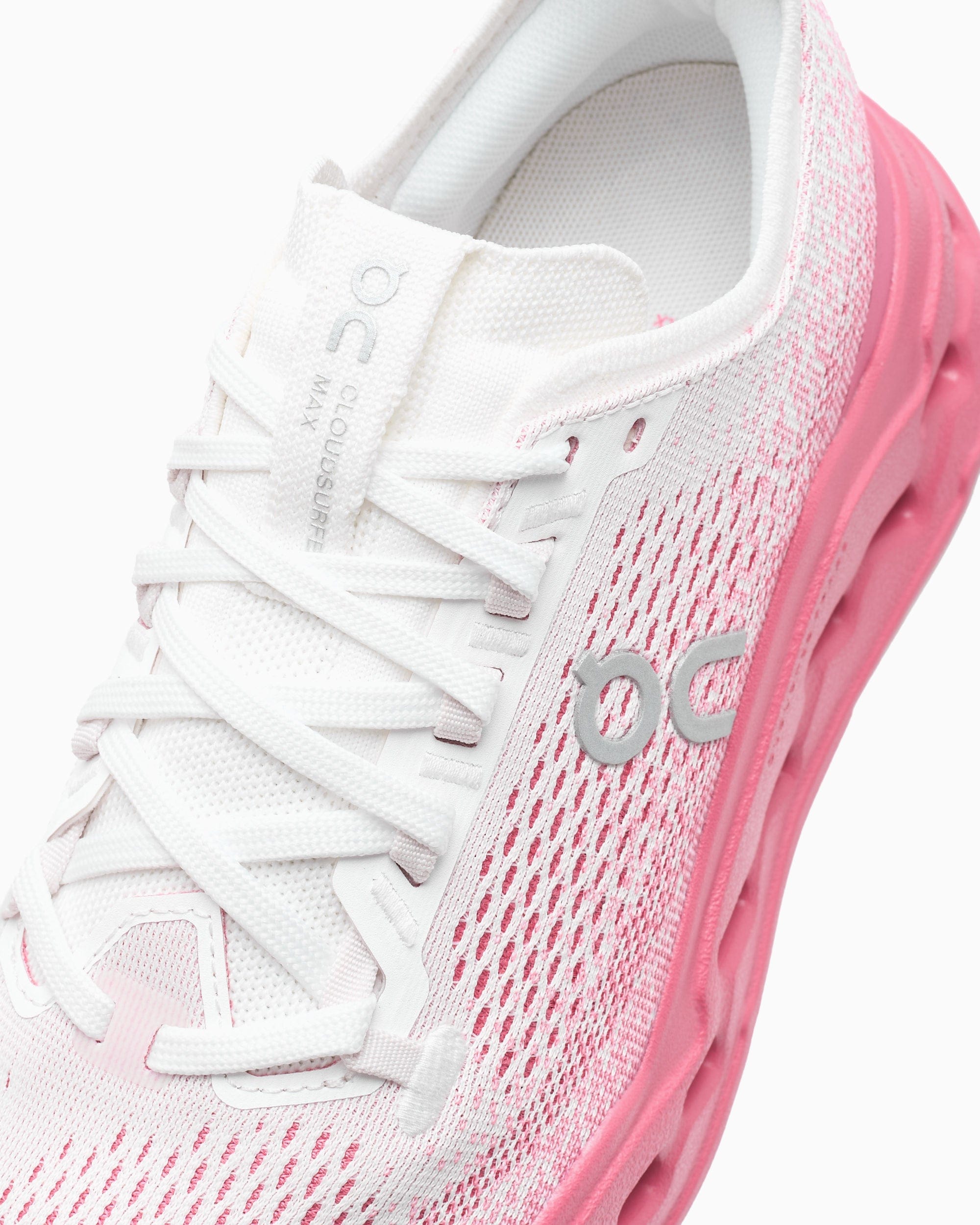On Running On Women's Cloudsurfer Max