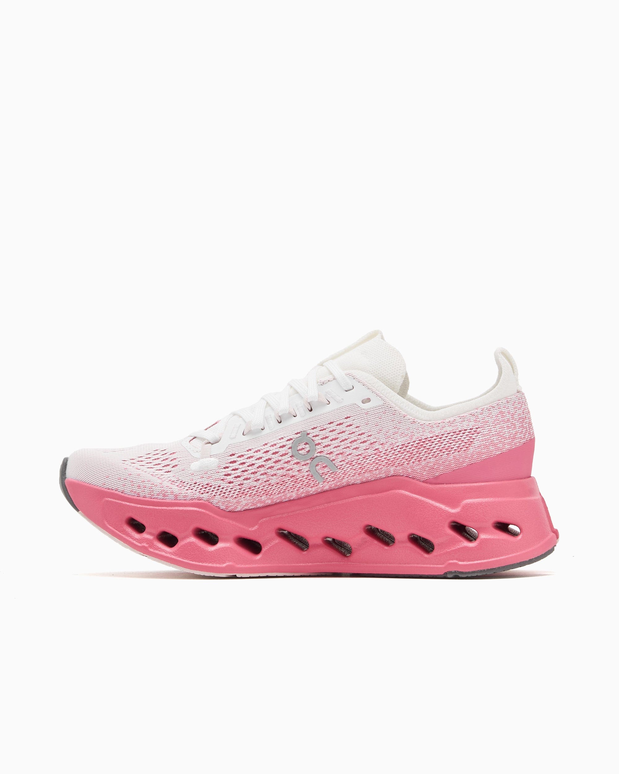On Running On Women's Cloudsurfer Max