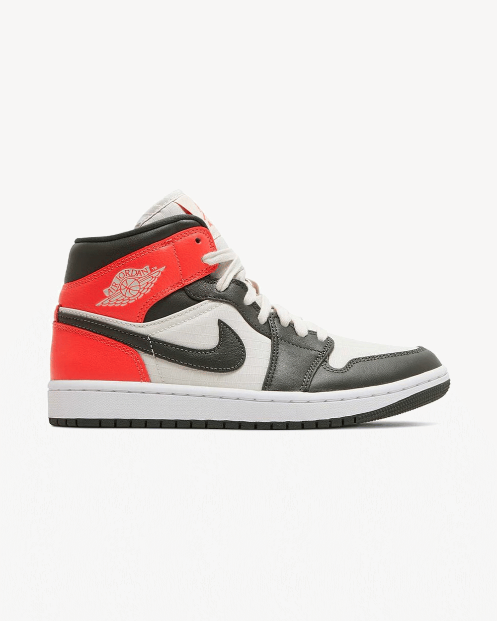 NIKE AIR JORDAN1 WMNS MID LIGHT OREWOOD