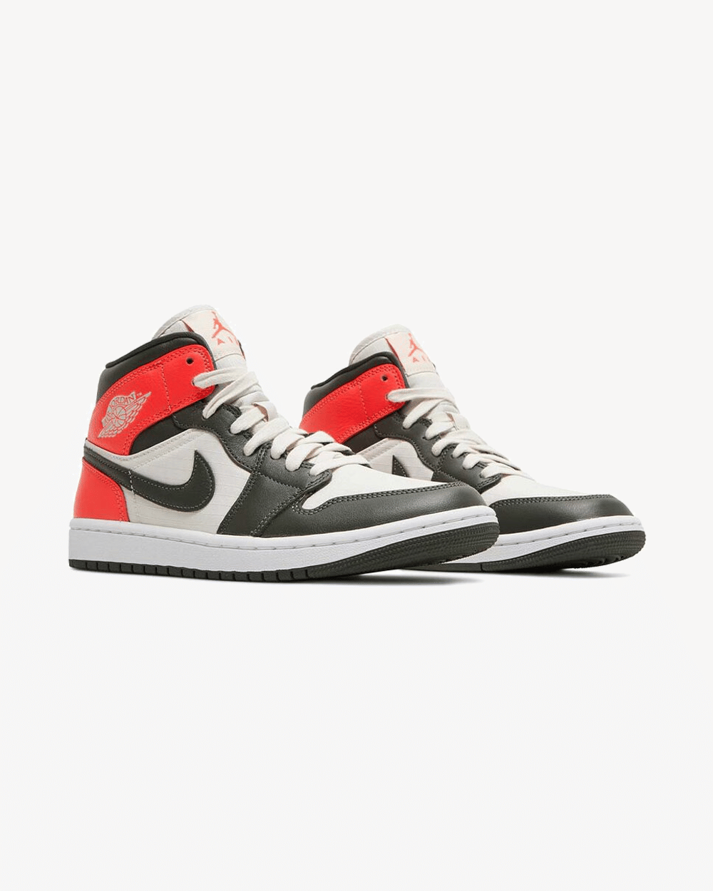 NIKE AIR JORDAN1 WMNS MID LIGHT OREWOOD