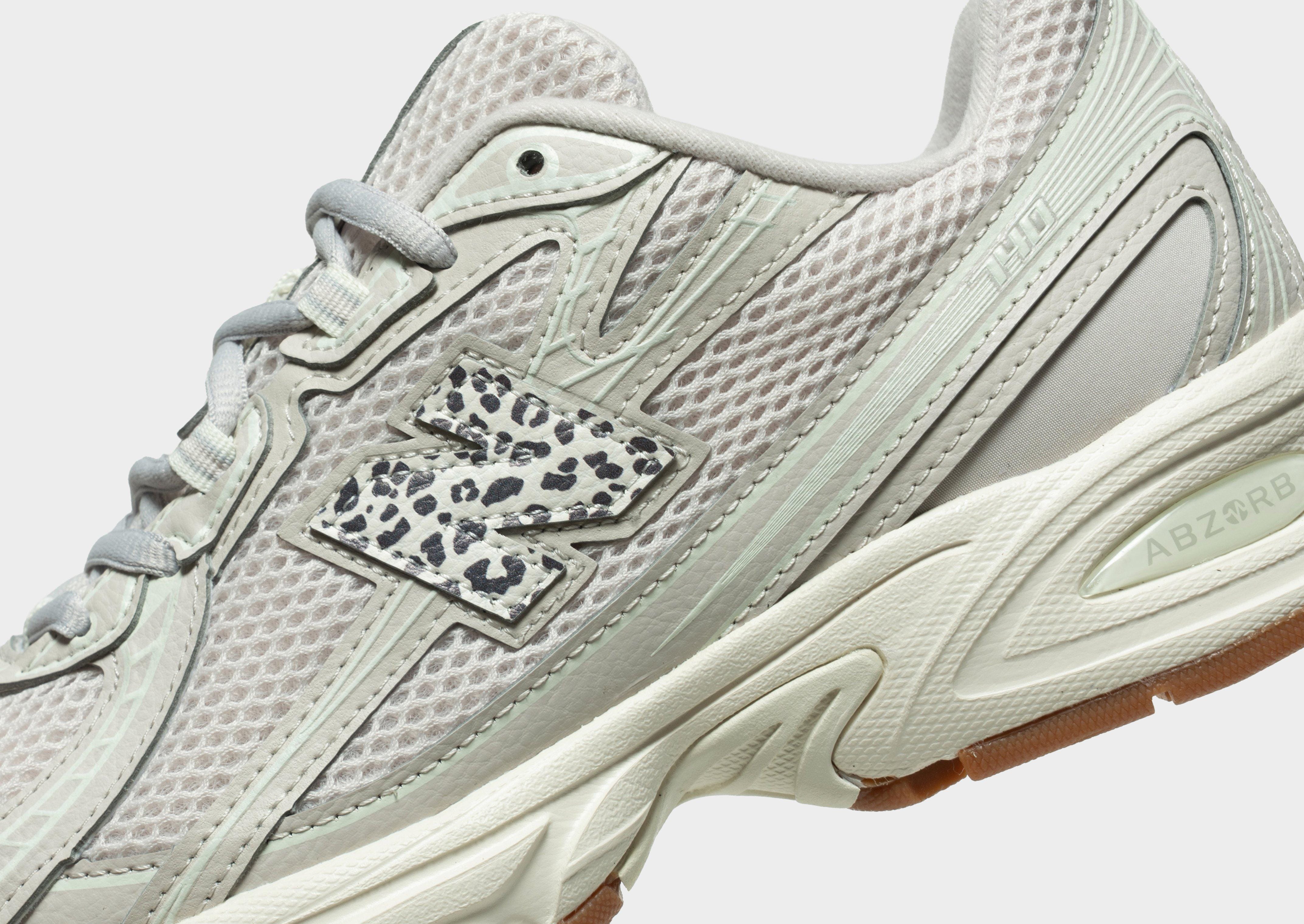 New Balance 740 Women's