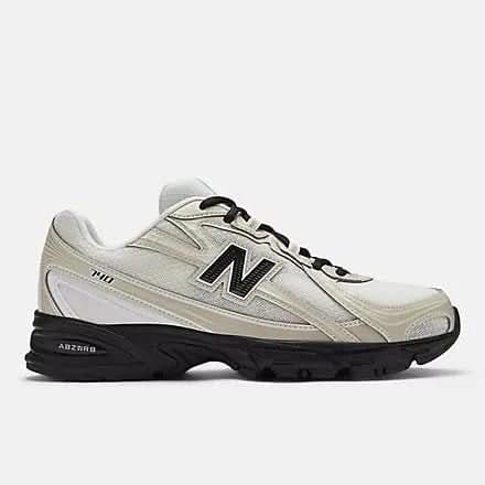 New Balance Women’s 740 Timberwolf White