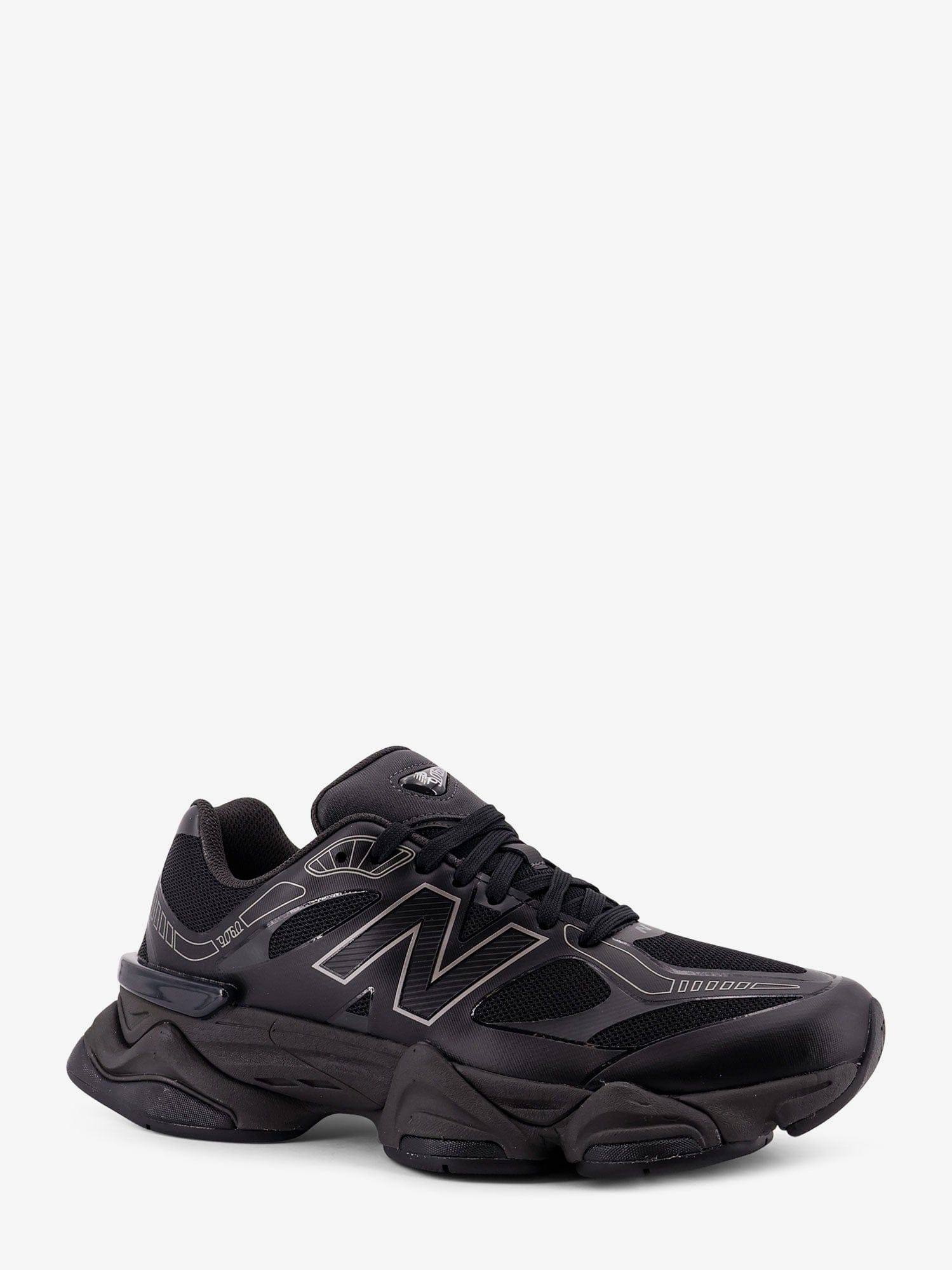 New Balance 740 mesh sneakers with logo on the side