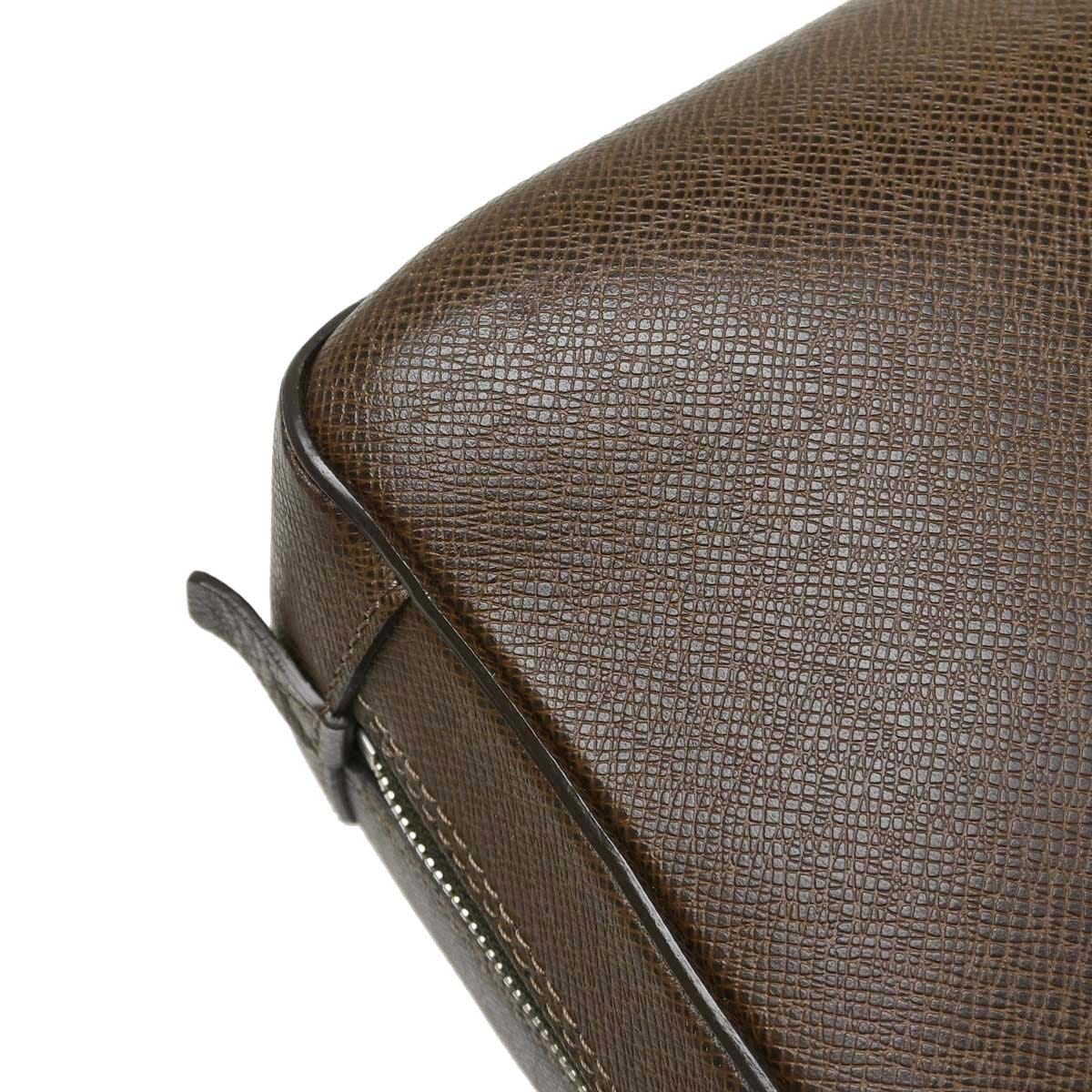 Louis Vuitton 2013 Brown Taiga Neo Igor Briefcase Handbag