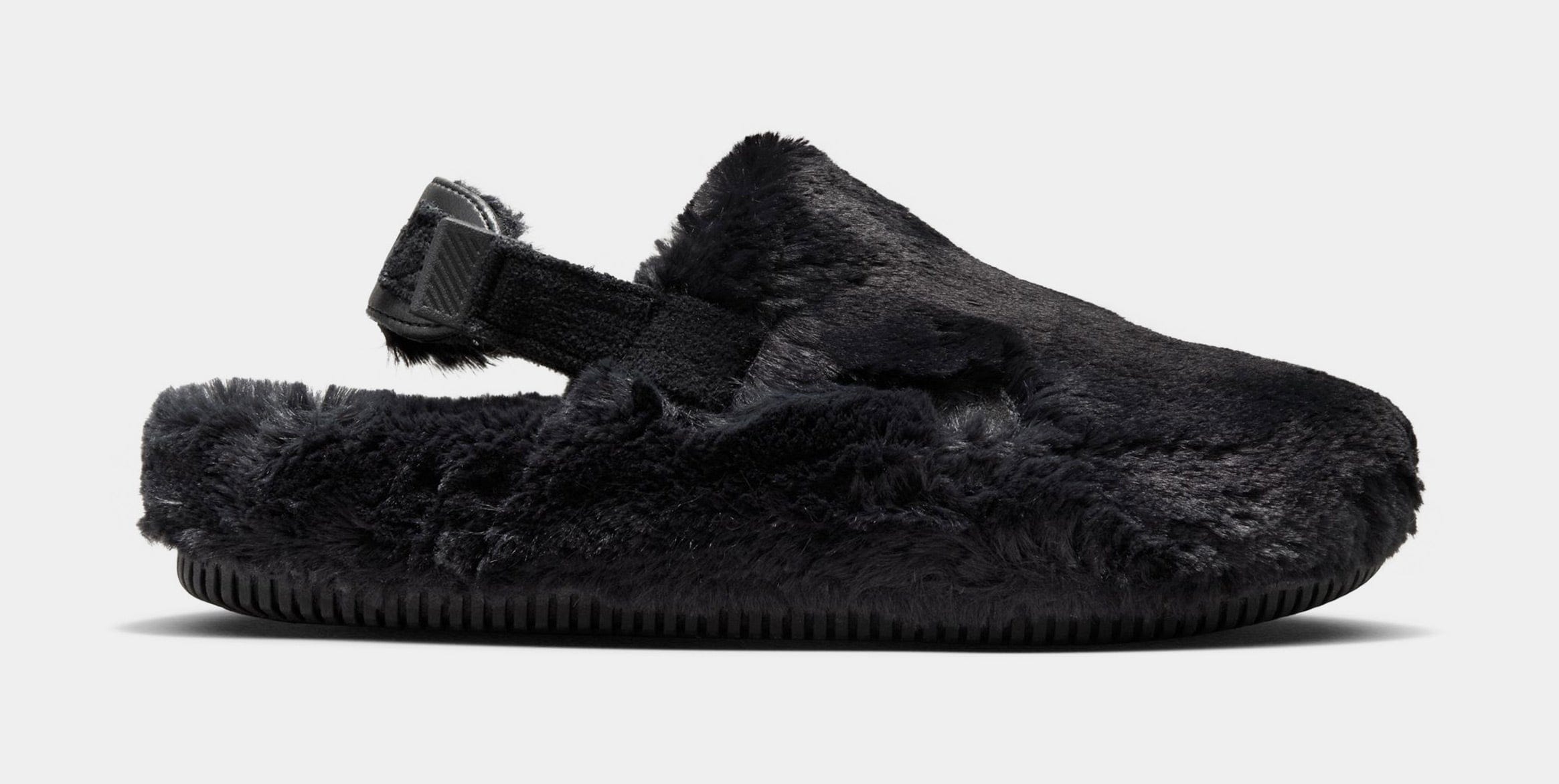 Nike Calm Furry SE Mule Women Sandals (Black)
