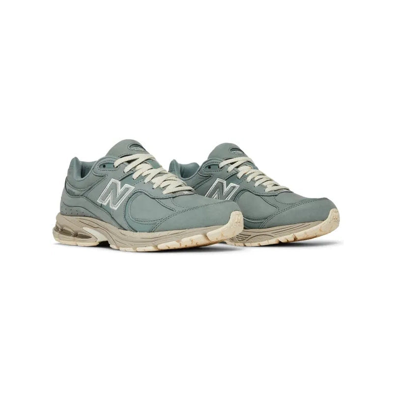 NEW BALANCE 2002R KITH x 2002R PISTACHIO