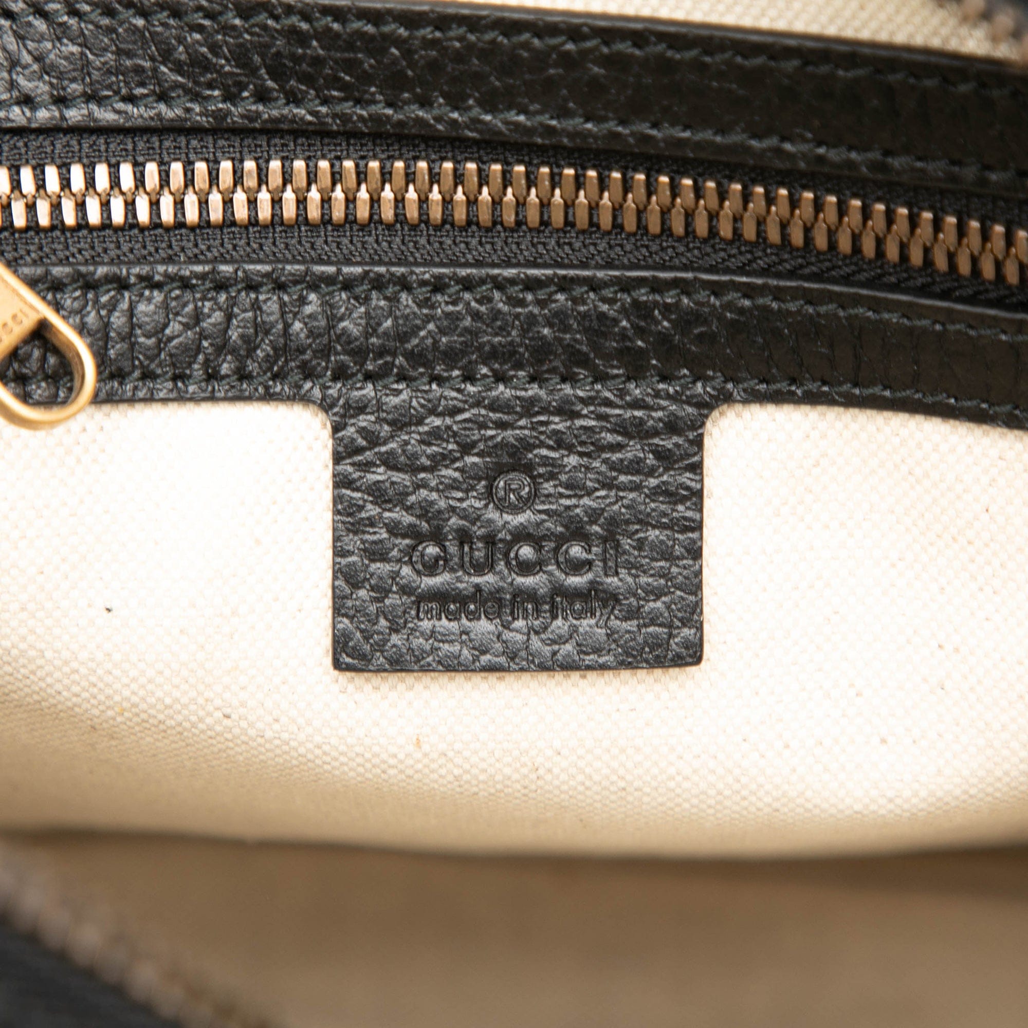 Gucci Grained Calfskin Logo Crossbody