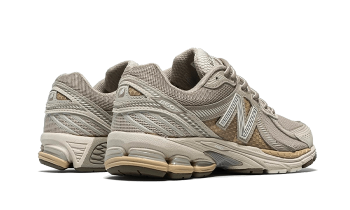 New Balance 860 V2 Mars