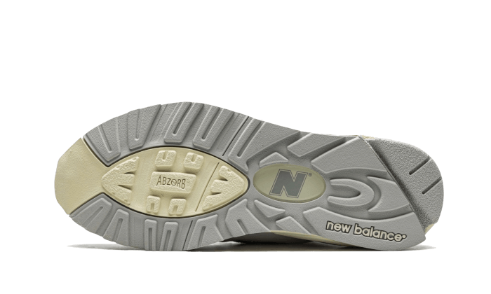 New Balance 990v2 Made in USA Teddy Santis Sea Salt