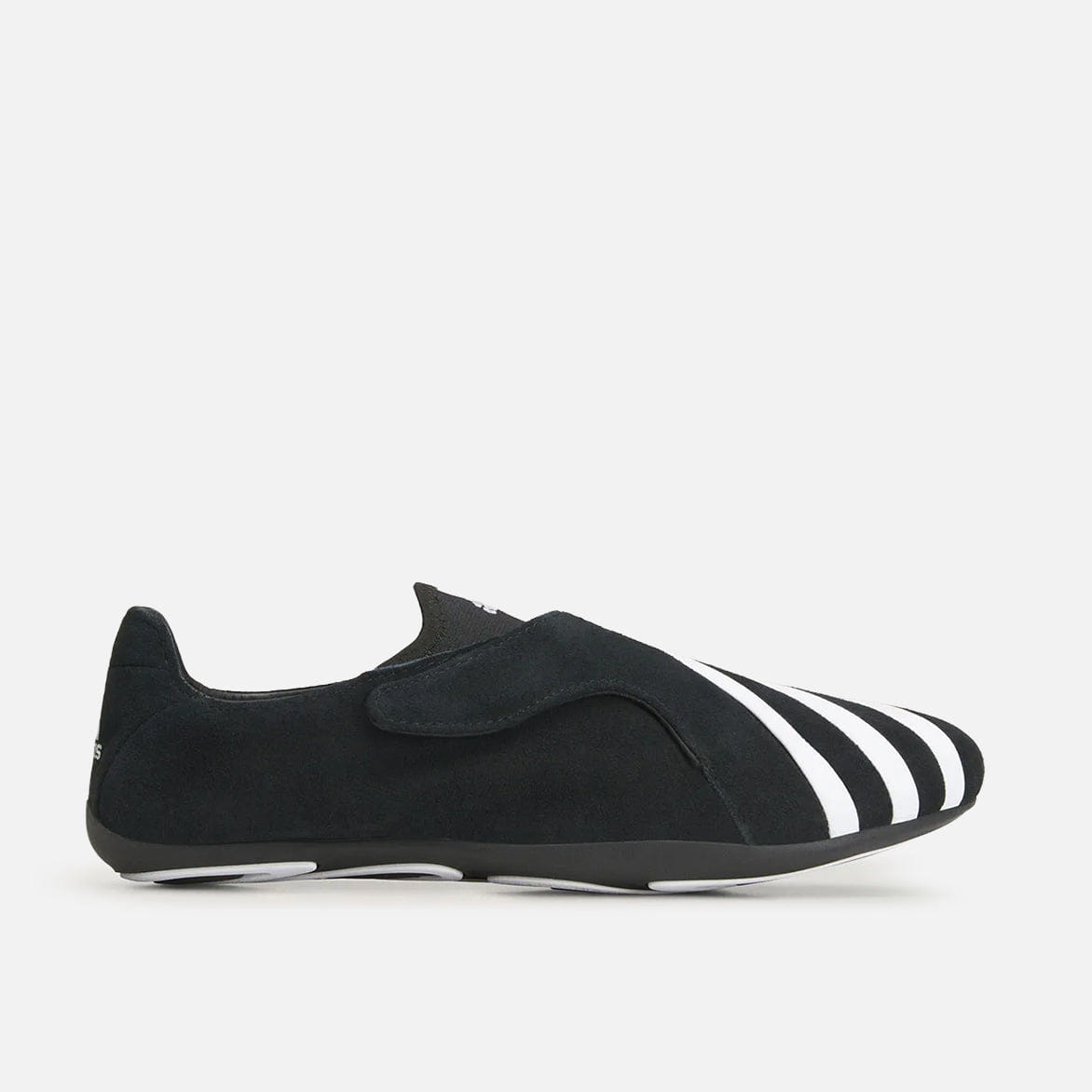 adidas PHARRELL x ADIDAS VARIO FLAT EARTHER - CORE BLACK / CLOUD WHITE