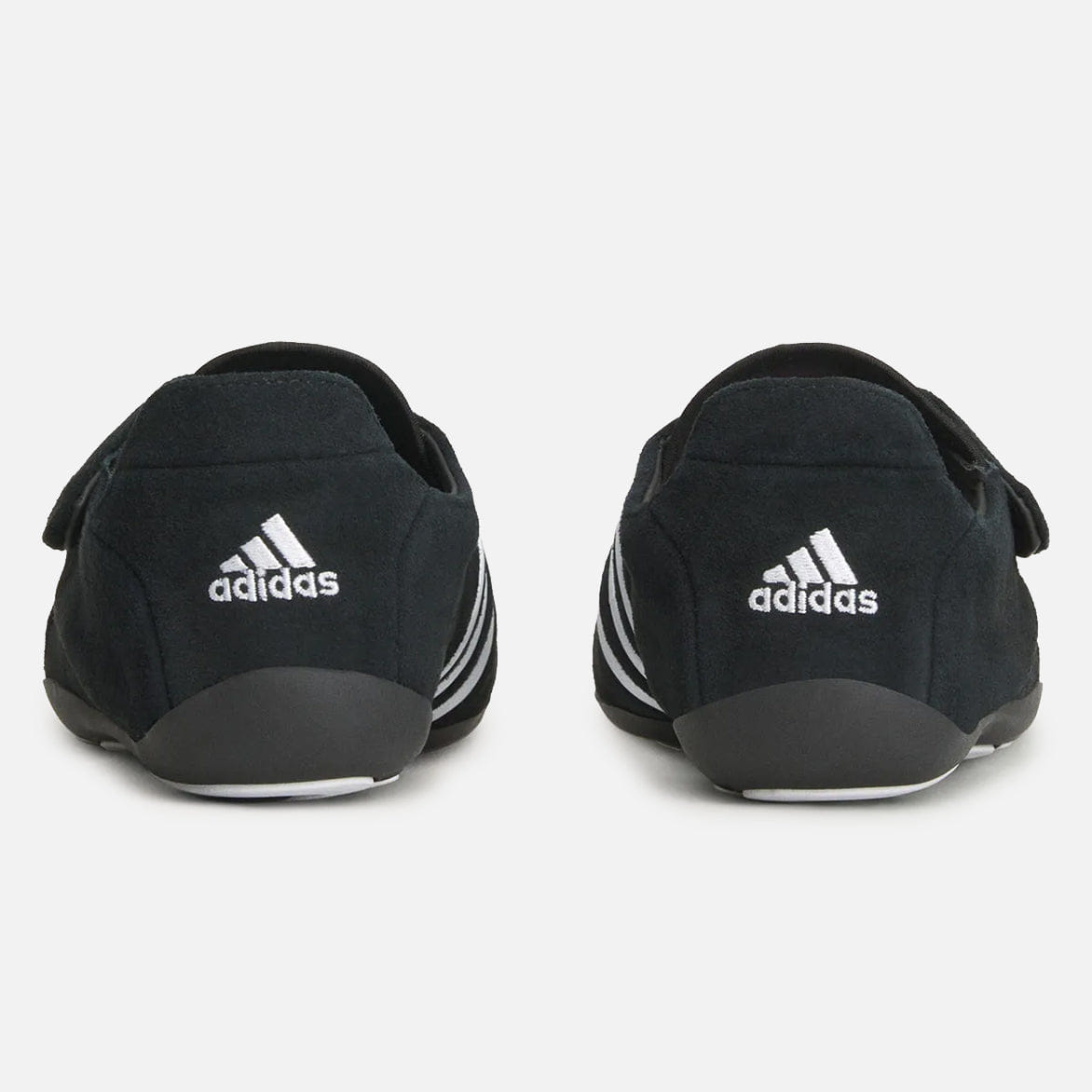 adidas PHARRELL x ADIDAS VARIO FLAT EARTHER - CORE BLACK / CLOUD WHITE