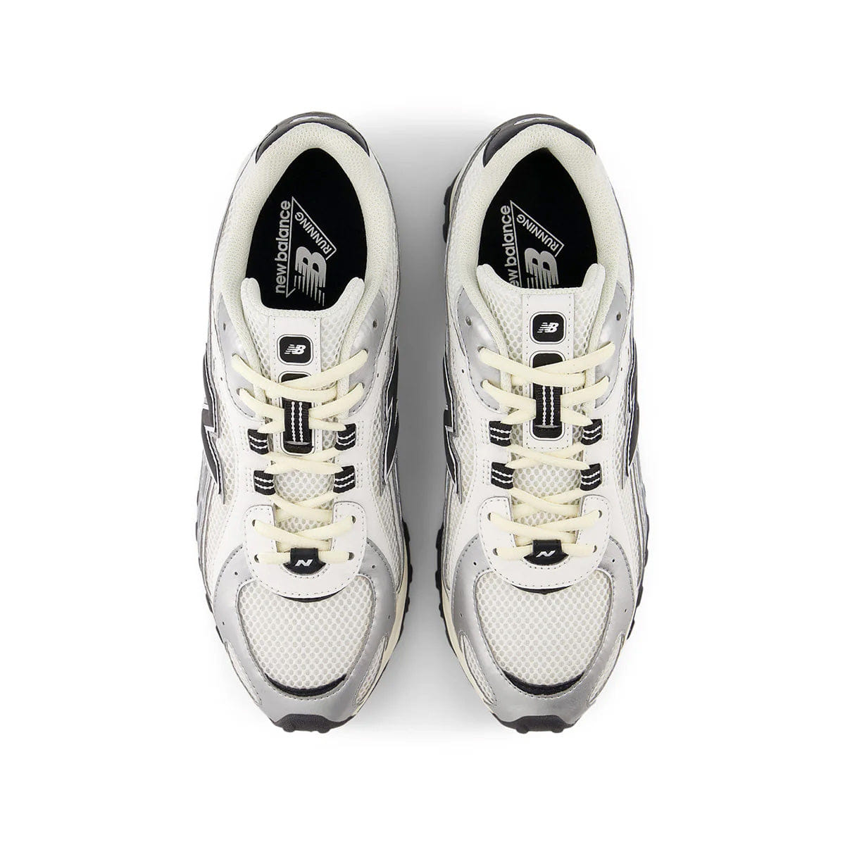 New Balance 204 l SILVER METALLIC