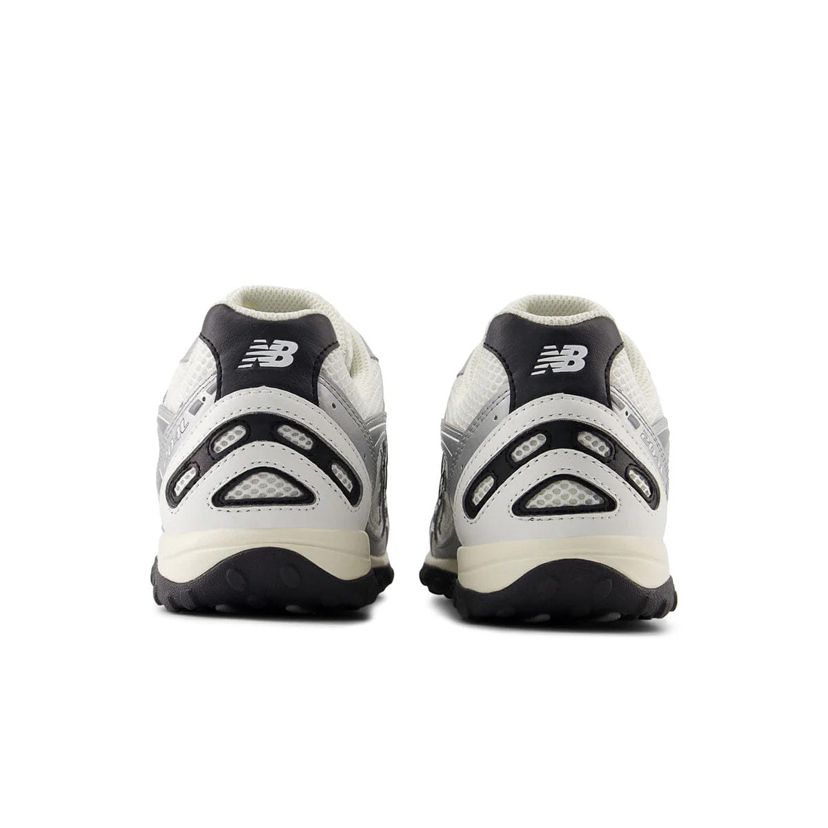 New Balance 204 l SILVER METALLIC