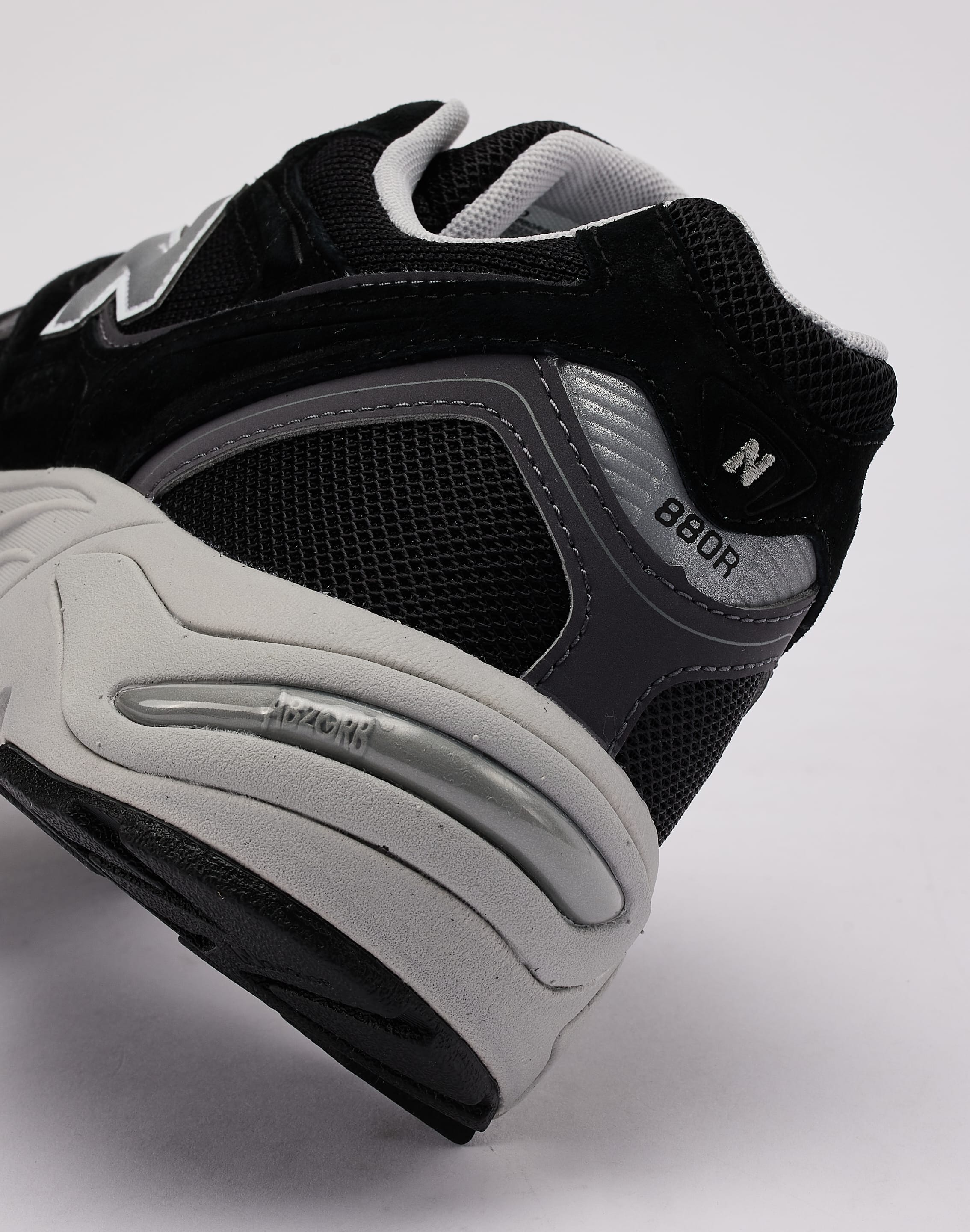 New Balance 880R Grade - School