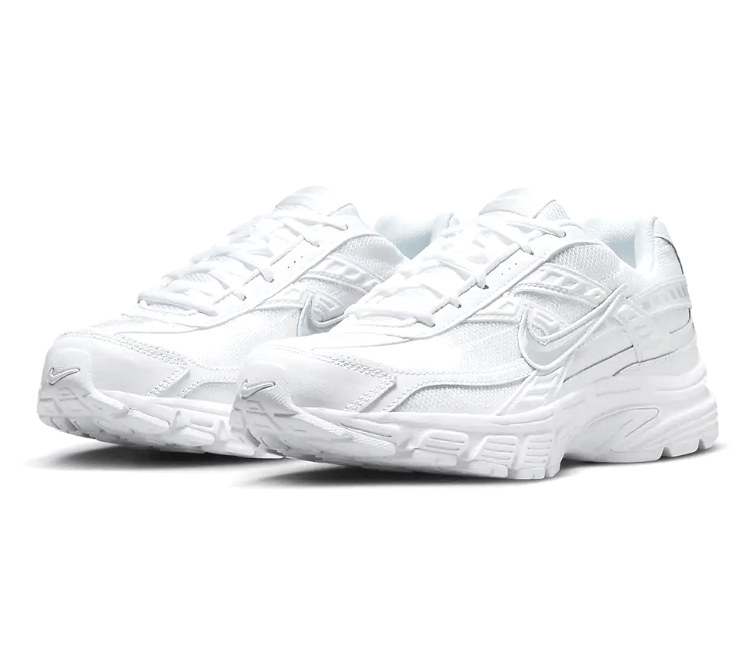 Nike Women’s Nike Initiator (White/Metallic Silver)