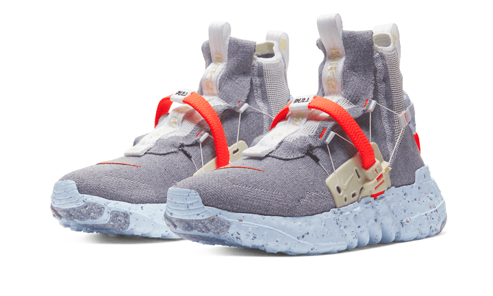 Nike Space Hippie 03 Vast Grey Hyper Crimson