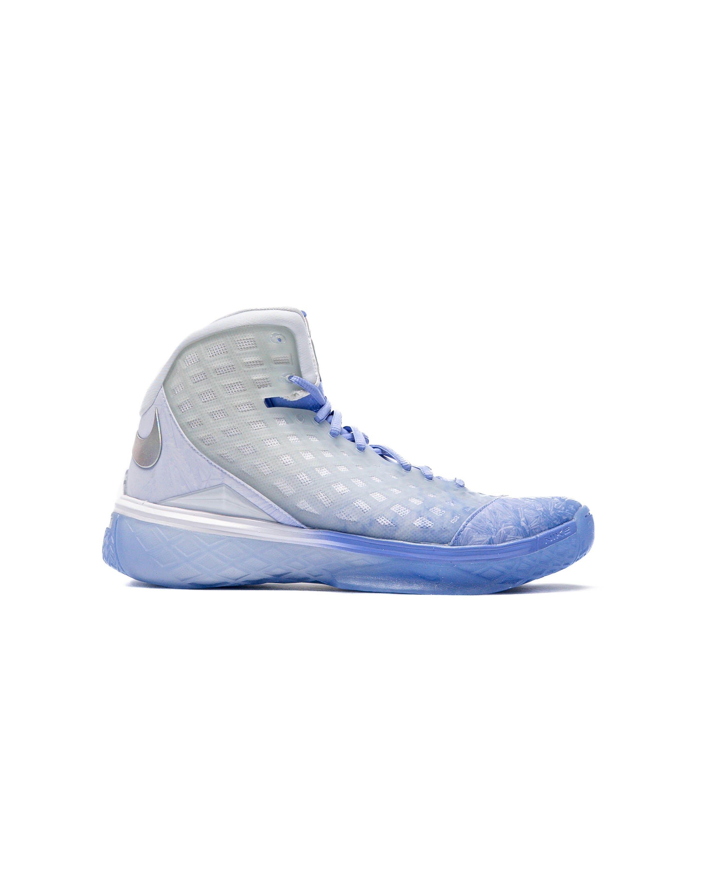 Nike KOBE III PROTRO