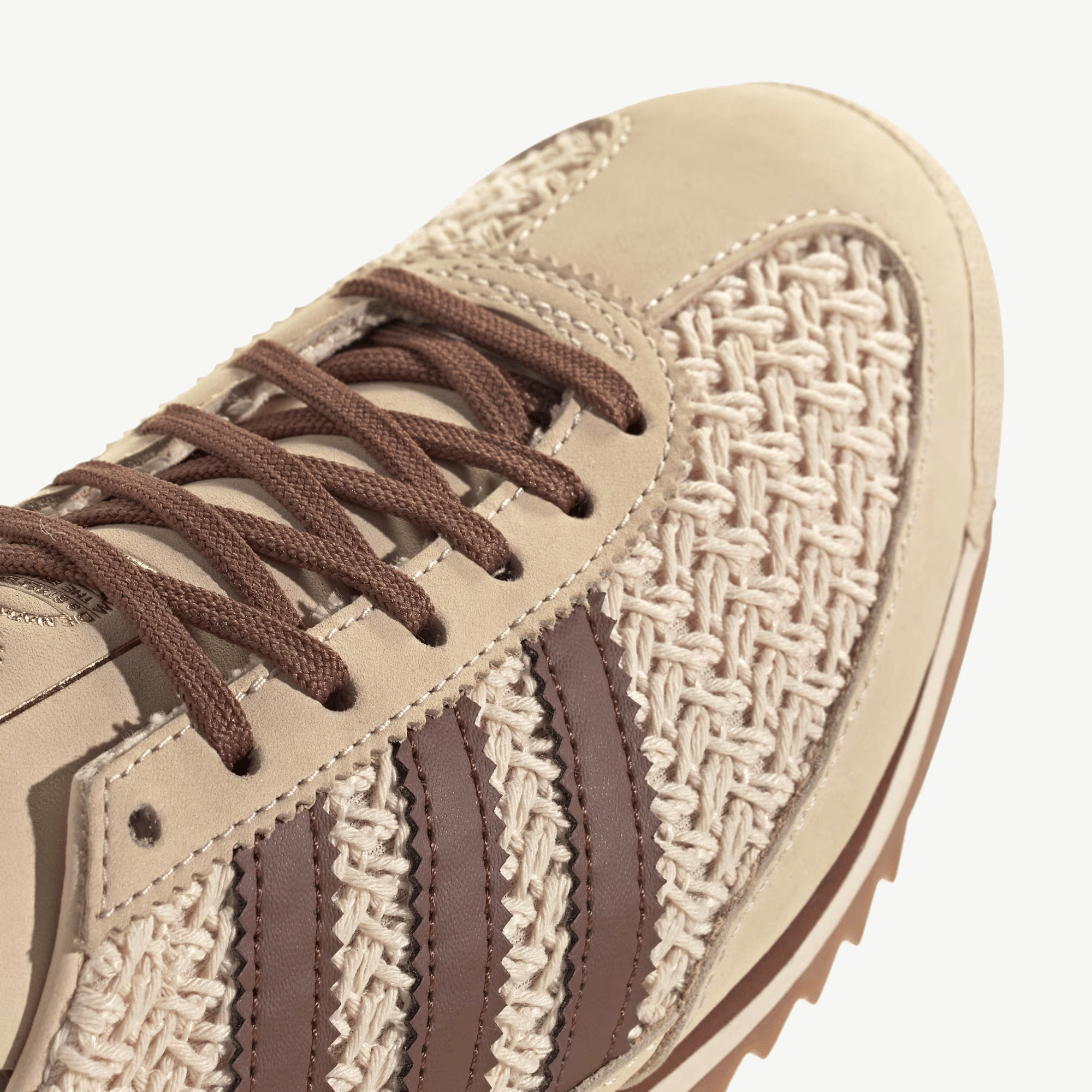ADIDAS ORIGINALS | SL 72 OG { SAND STRATA / PRELOVED BROWN / CREAM WHITE