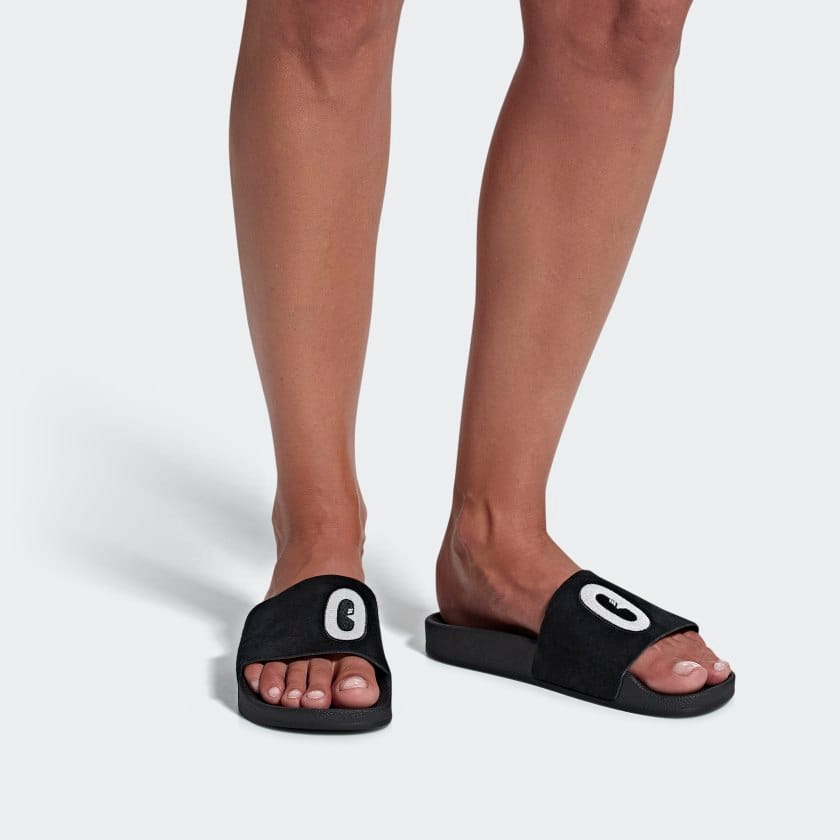 Adidas Adilette Cartoon W - Core Black / Ftwr White