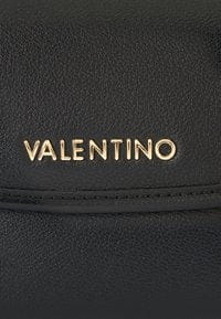 Valentino Hail Handbag Nero