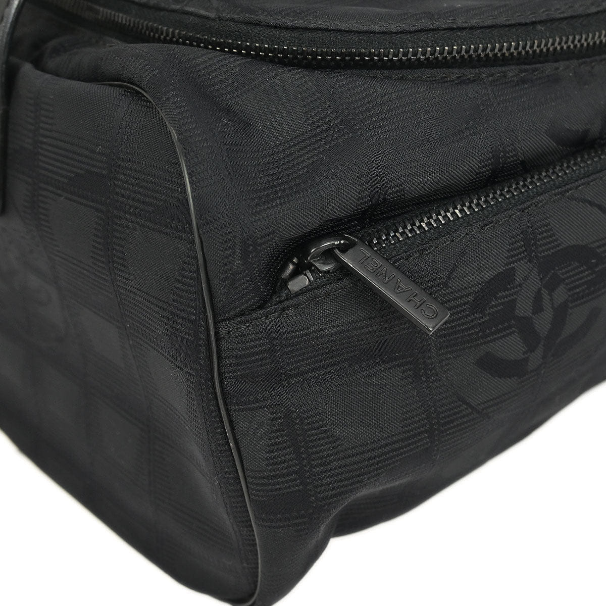 Chanel 2001 - 2003 Black Jacquard Nylon New Travel Line Vanity Handbag