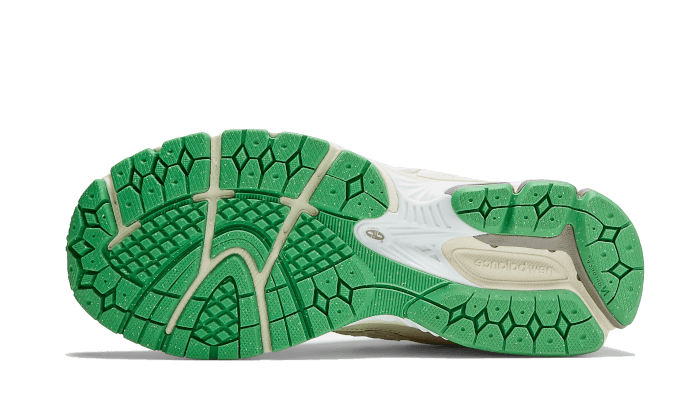 New Balance 2002R GANNI Turtledove