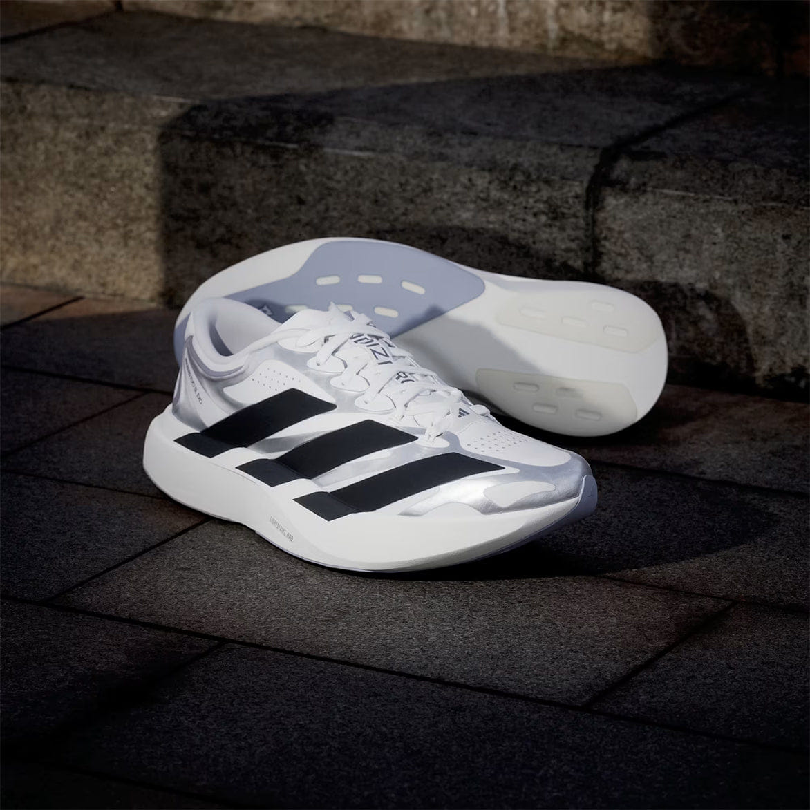 adidas WMNS ADIZERO EVO SL EXO - CLOUD WHITE / CORE BLACK / IRON METALLIC
