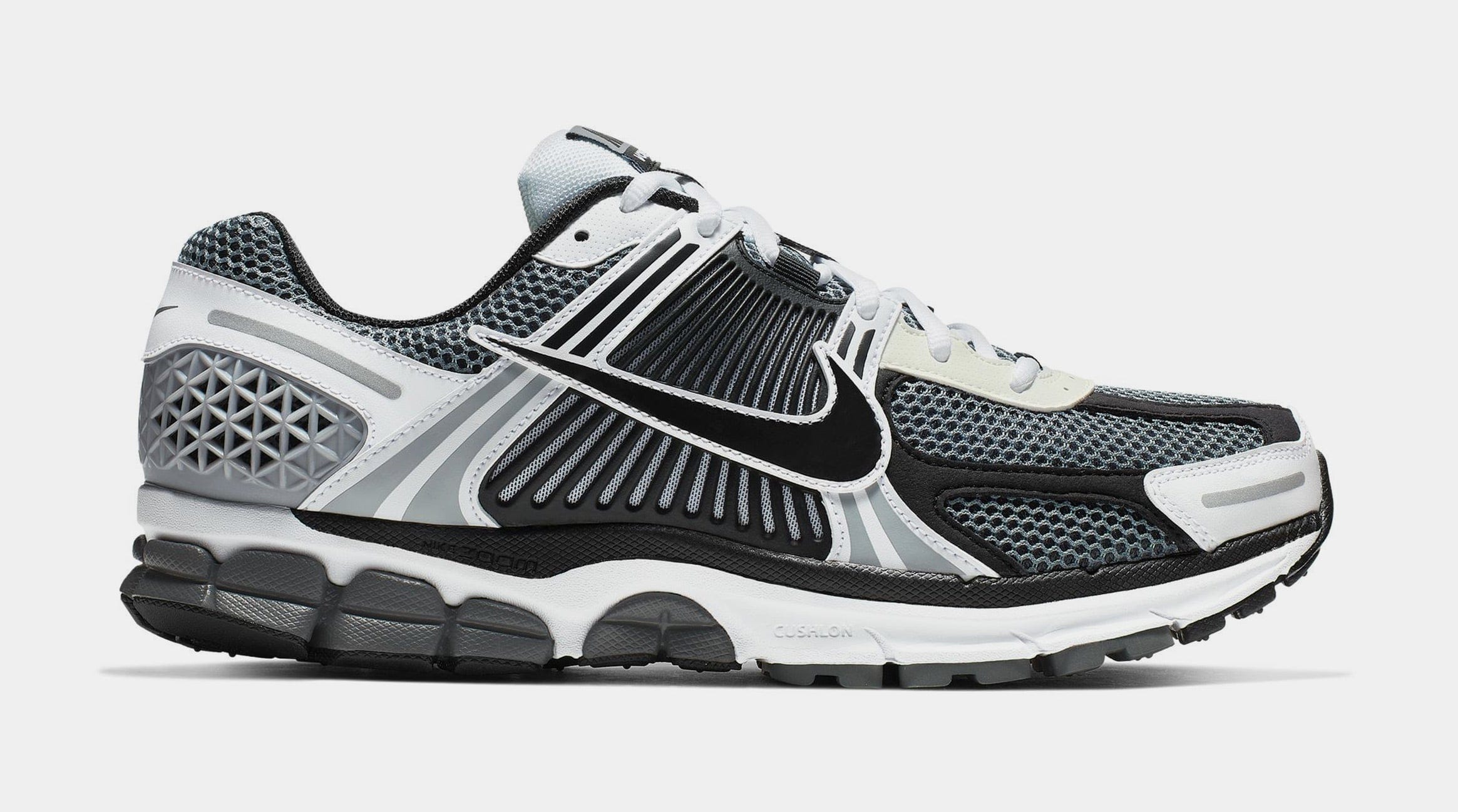 Nike Zoom Vomero 5 Mens Running Shoes (Dark Grey/White/Sail/Black)