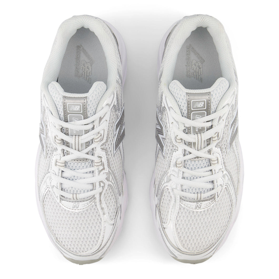 New Balance 740 - WHITE / SILVER METALLIC