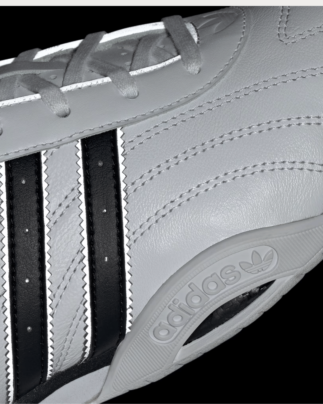 adidas ADIRACER LO Mercedes - Cloud White / Core Black / Silver Metallic