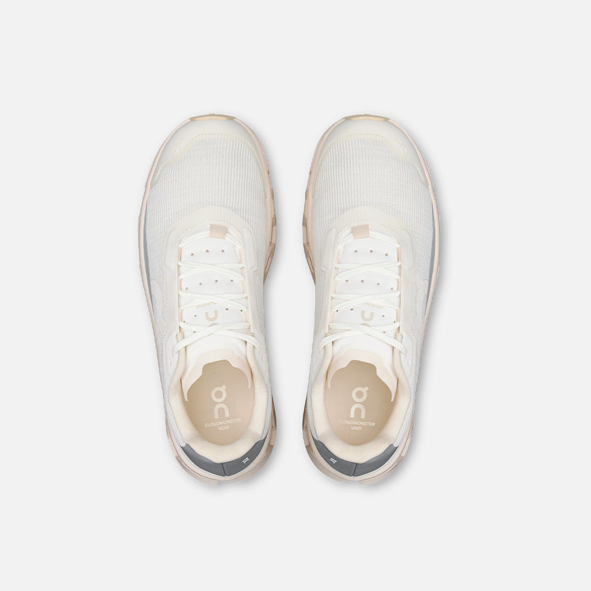 On Running WMNS CLOUDMONSTER VOID - IVORY / SEASHELL