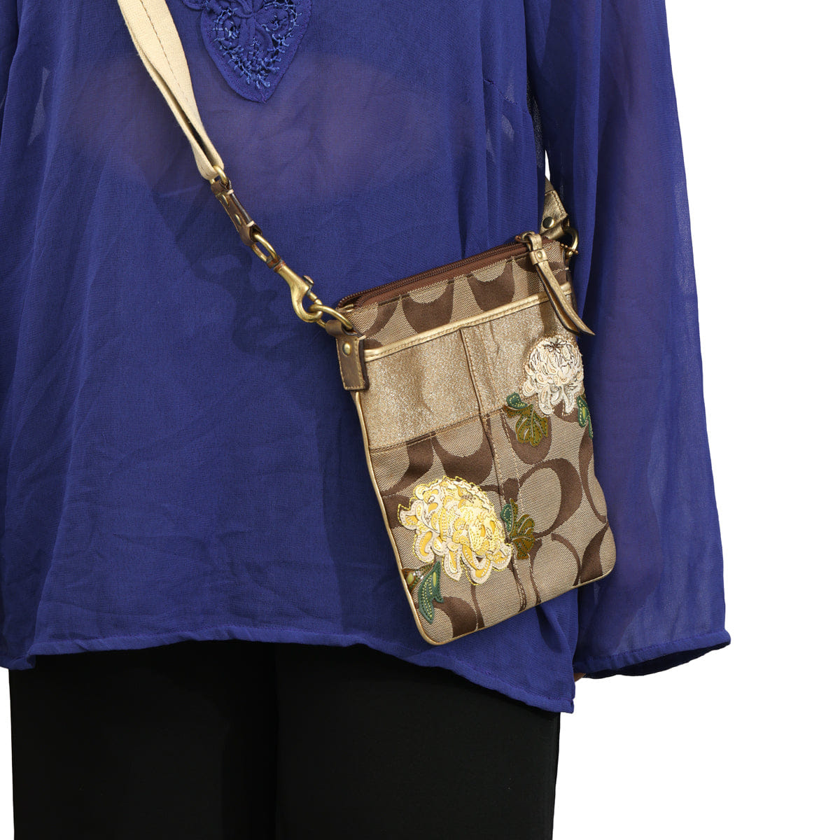 COACH MONOGRAM FLOWER APPLIQUE CROSSBODY HANDBAG