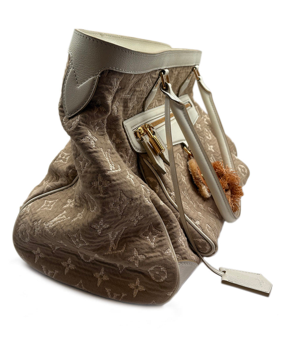 Louis Vuitton Beige Monogram Handbag
