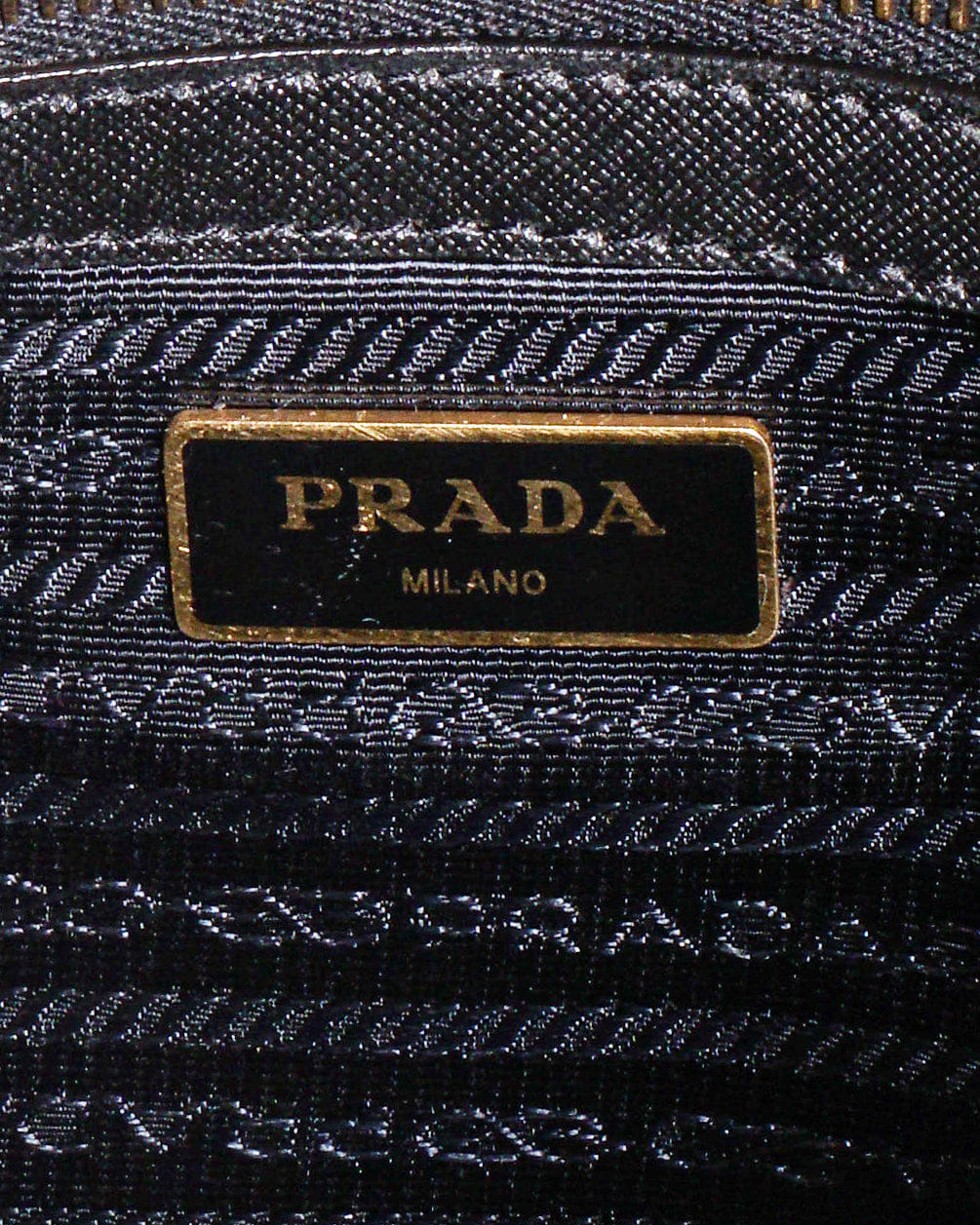 Prada black saffiano leather galleria tote bag