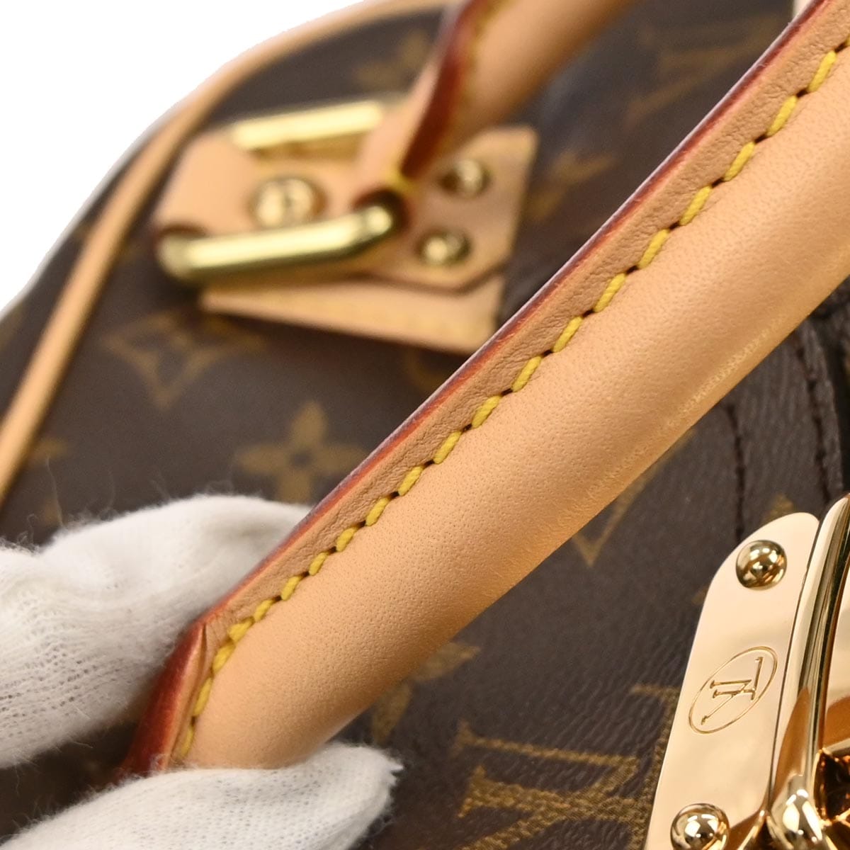 Louis Vuitton 2006 Monogram Manhattan PM Handbag M40026