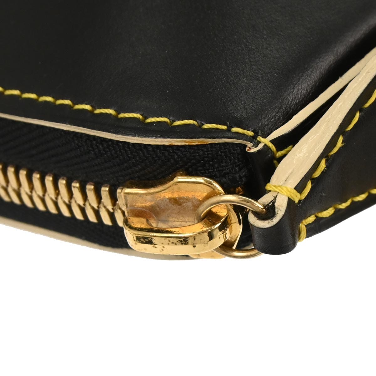 Louis Vuitton 2006 Black Suhali Lockit MM Handbag M91875