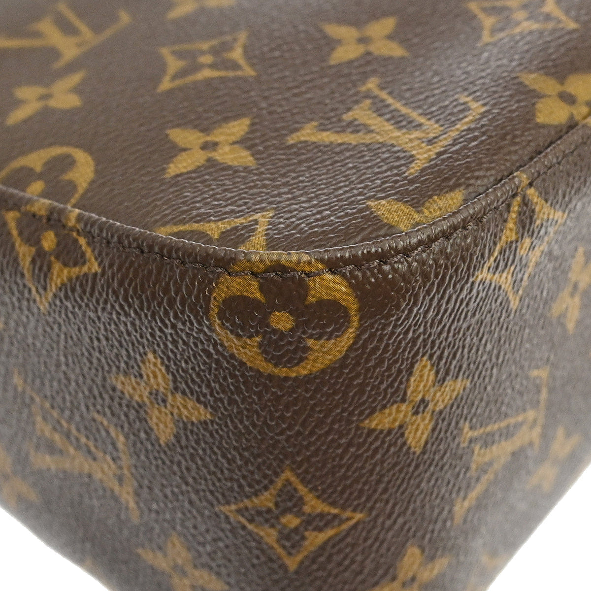 Louis Vuitton Monogram Looping MM Handbag M51146