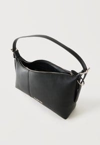 Valentino Yuki Handbag Nero