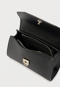 Valentino Pandia Re Handbag Nero