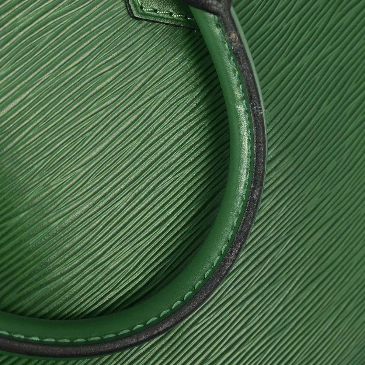 Louis Vuitton 1996 Green Epi Alma 2way Shoulder Handbag M52144