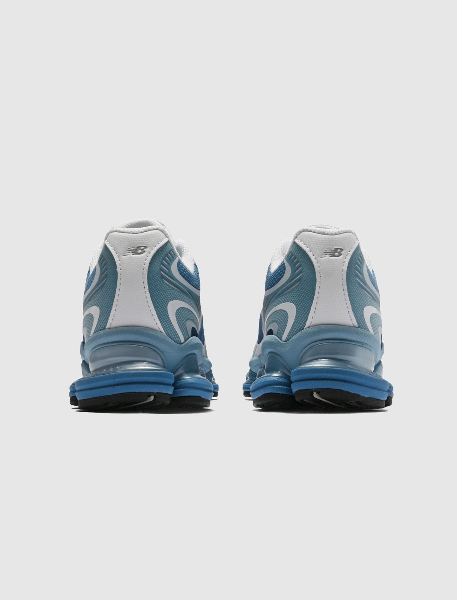 New Balance ABZORB 2000 IRIDESCENT