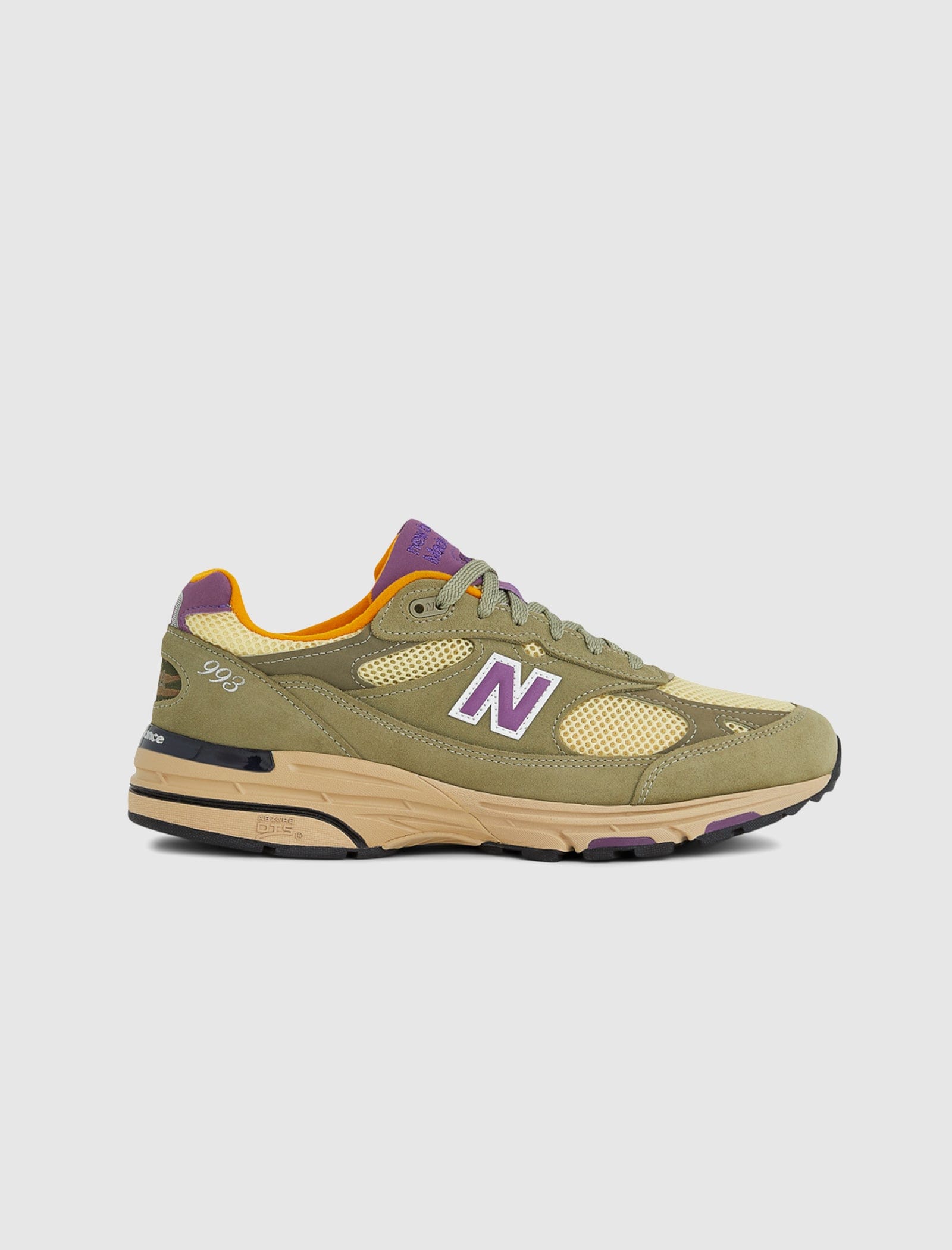 New Balance MADE IN USA 993 OLIVE