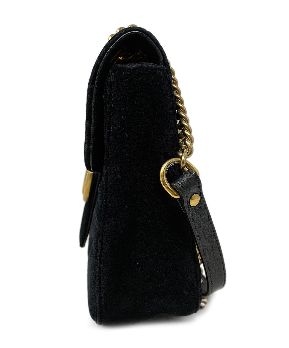 Gucci Marmont Medium Flap Velvet Handbag