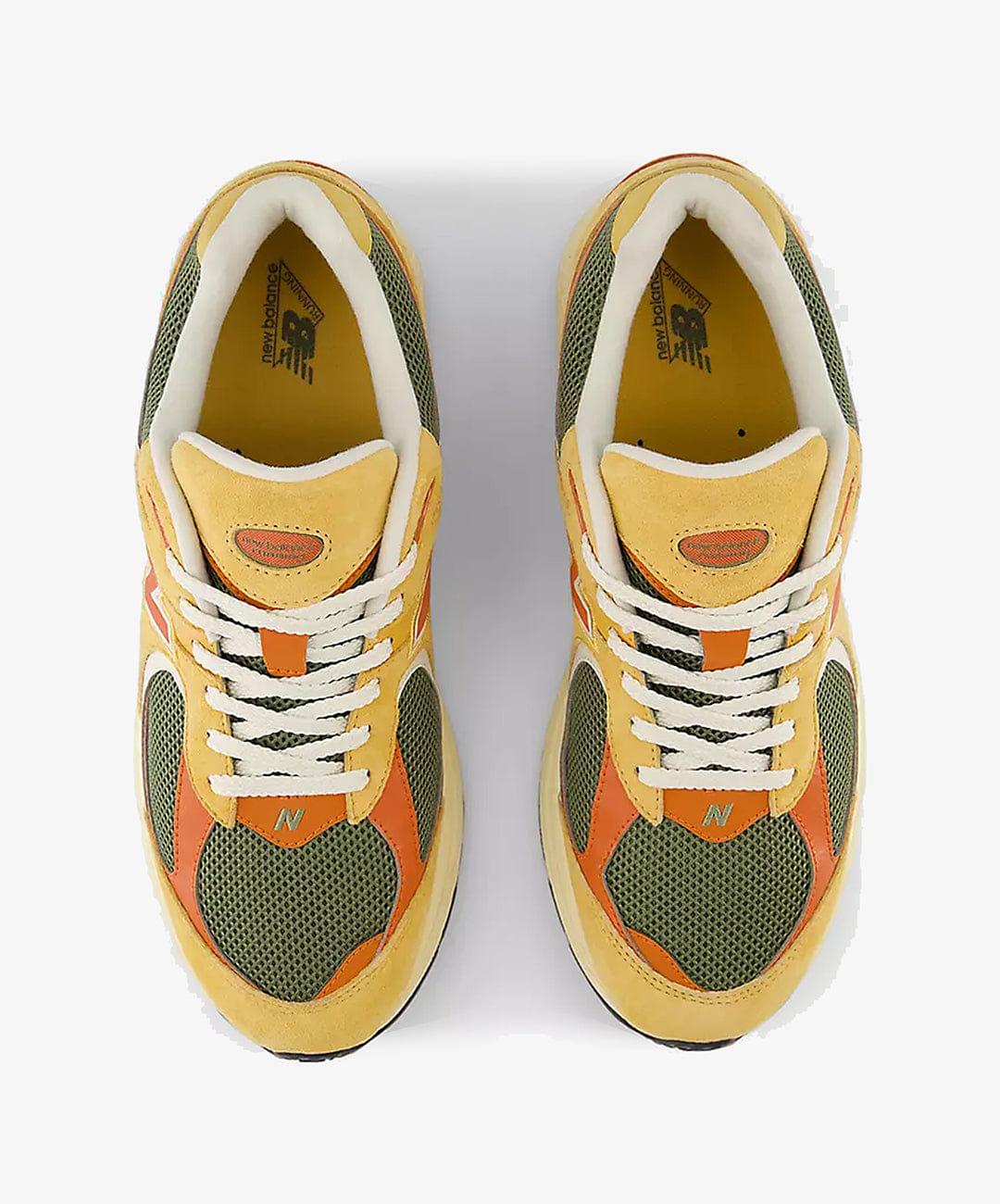New Balance | 2002R { CLAY/DARK OLIVINE