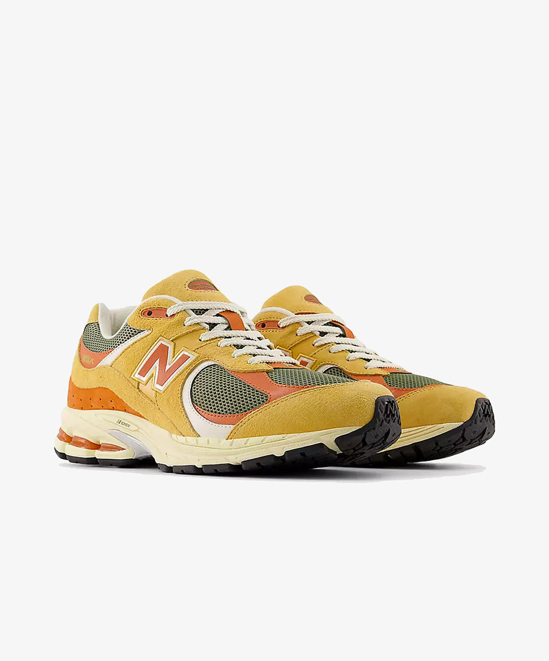 New Balance | 2002R { CLAY/DARK OLIVINE