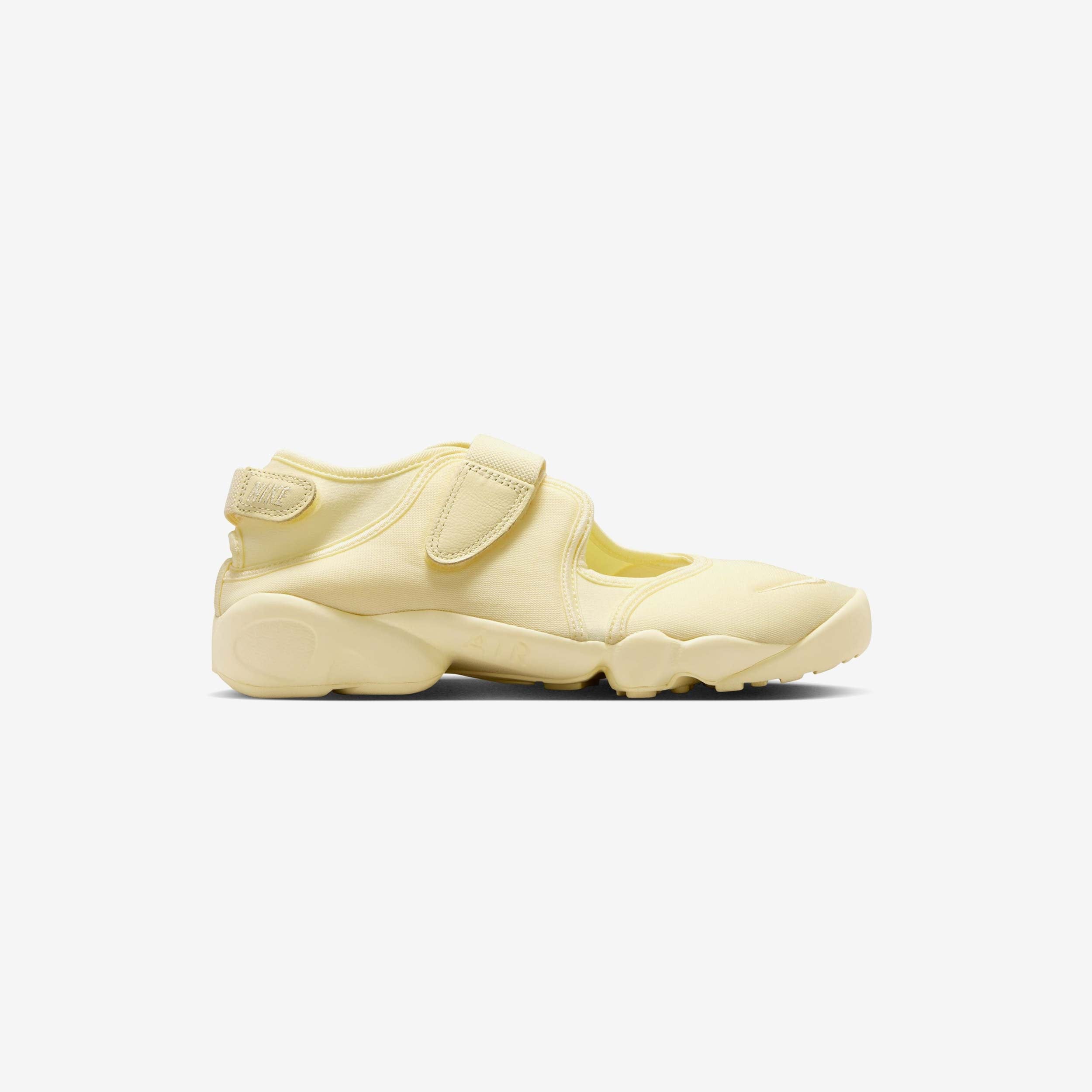Nike Wmns Air Rift FL