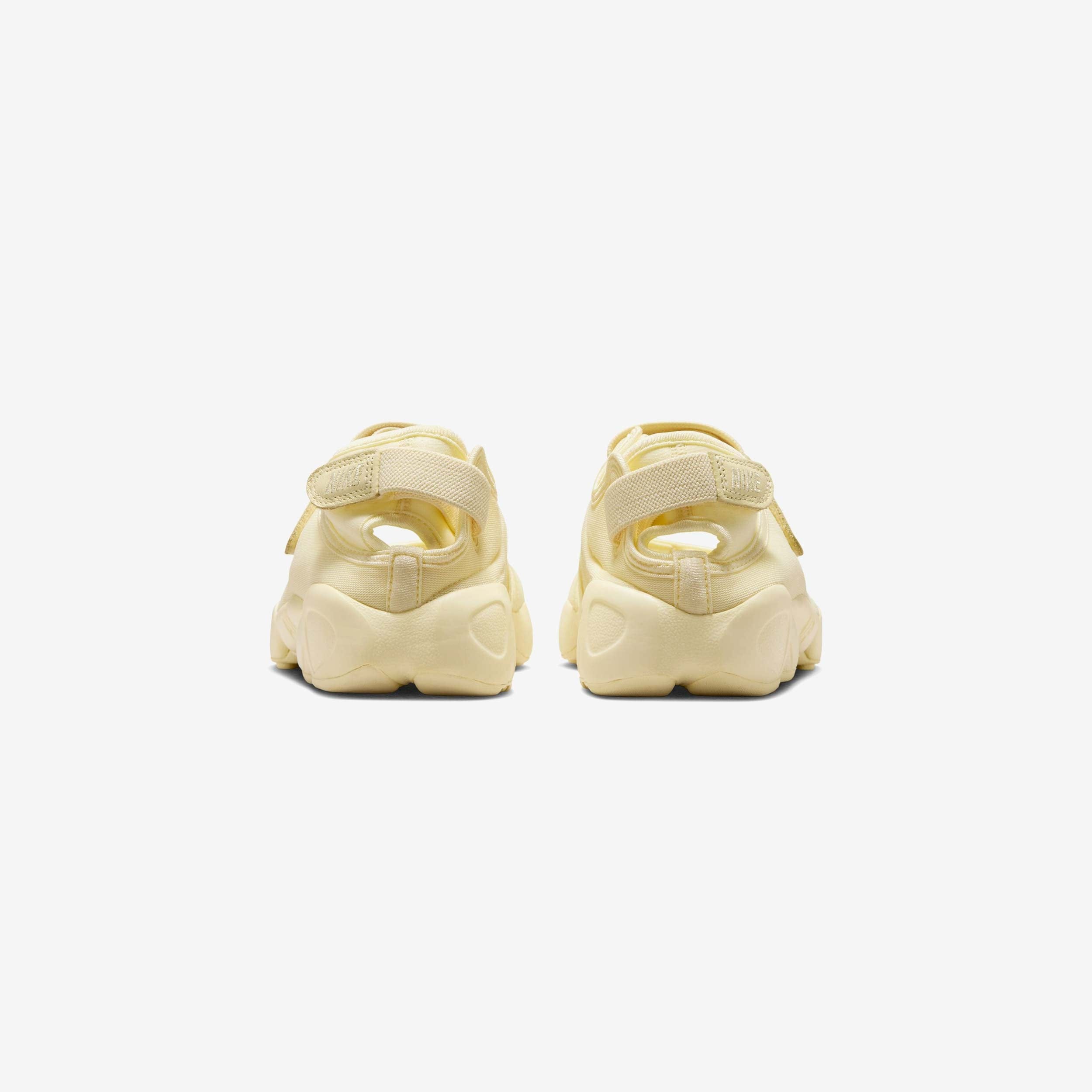 Nike Wmns Air Rift FL